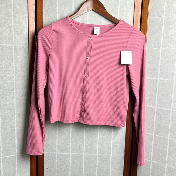Melrose and Market Other - Melrose And Market Kids' Cropped Button Long Sleeve Top Size L(10/12)
